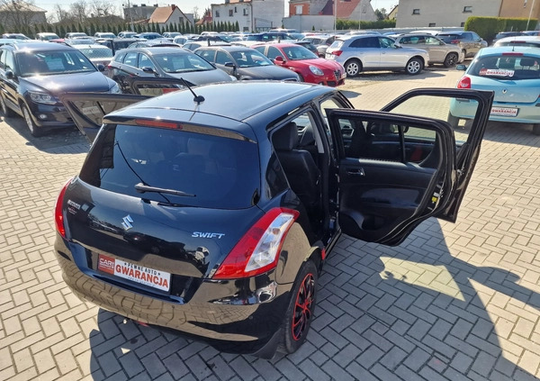 Suzuki Swift cena 28500 przebieg: 103000, rok produkcji 2015 z Opatów małe 529